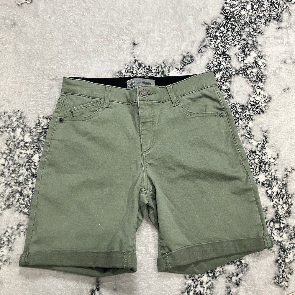 Wit & Wisdom Womens Olive Green Cuffed Shorts Size 0 Mid Rise Stretch NWOT
